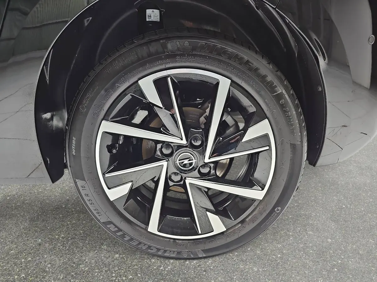 OPEL CORSA 1.2 TURBO AUTO. GS LED KLIMA SICHT WINTER DAB KAME