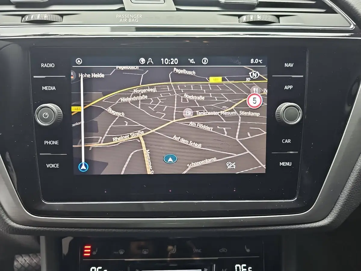 VW TOURAN 1.5 TSI DSG COMFORTLINE NAVI LED ACC 7-S AHK LM