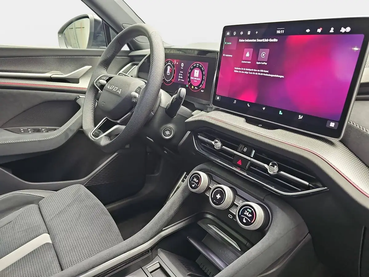 SKODA KODIAQ 2.0 TSI DSG SPORTLINE 4X4 PANO LED AHK