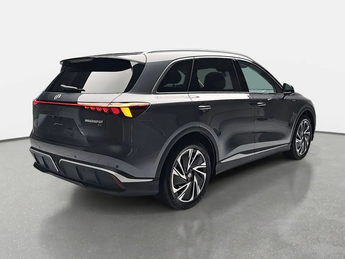 MG ANDERE EV 77 KWH LUXURY PANORAMA LEDER 20-ZOLL