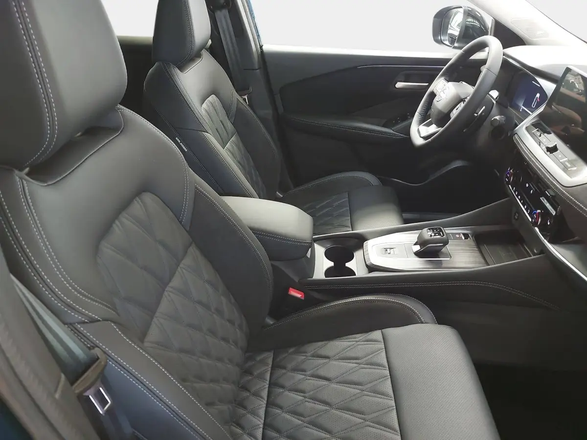 NISSAN QASHQAI 1.3 DIG-T MHEV AUTO. MJ27 TEKNA PREMIUM PAKET 2-FARBEN