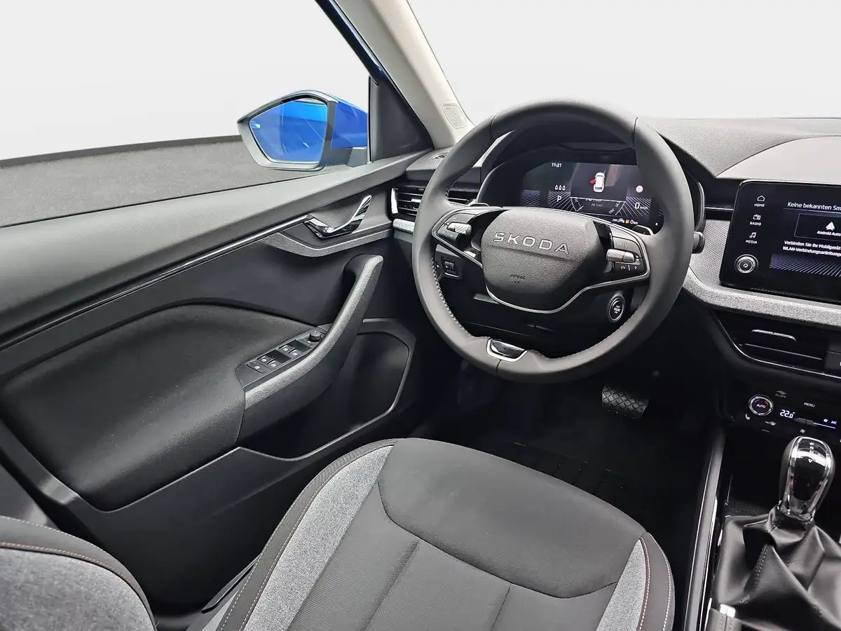 SKODA KAMIQ 1.0 TSI DSG 130 JAHRE LED KLIMAUTO WINTER SICHT KA