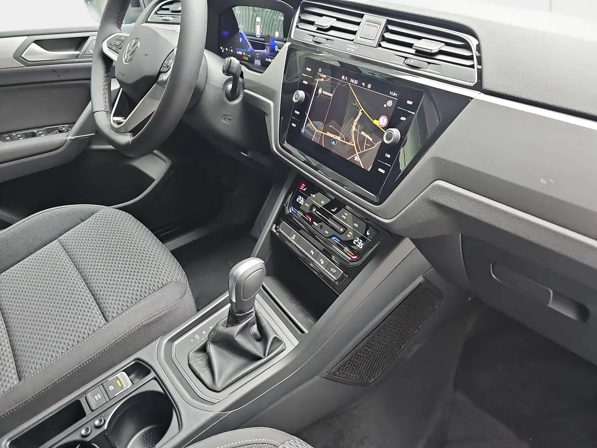 VW TOURAN 1.5 TSI DSG COMFORTLINE NAVI LED ACC SPUR WINTER 7