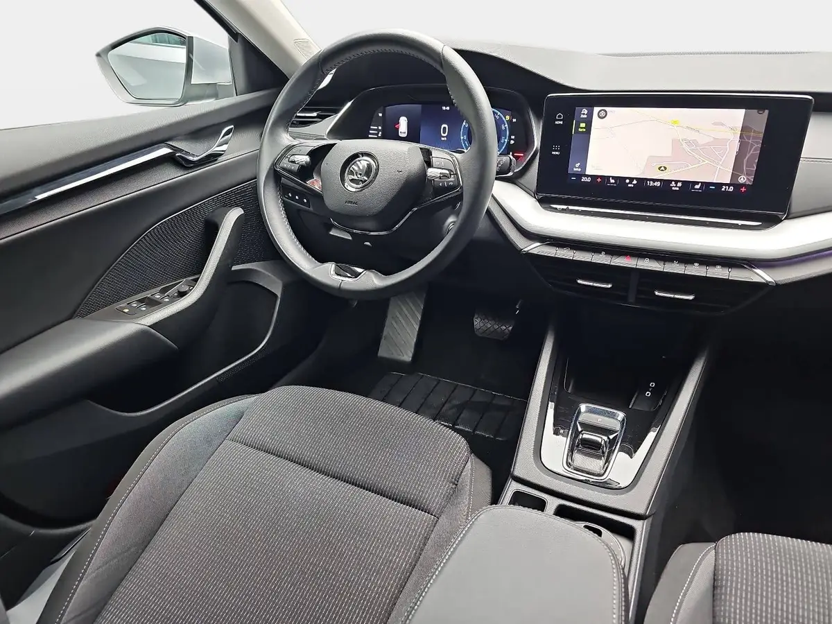 SKODA OCTAVIA COMBI 1.0 TSI DSG E-TEC AMBITION LED