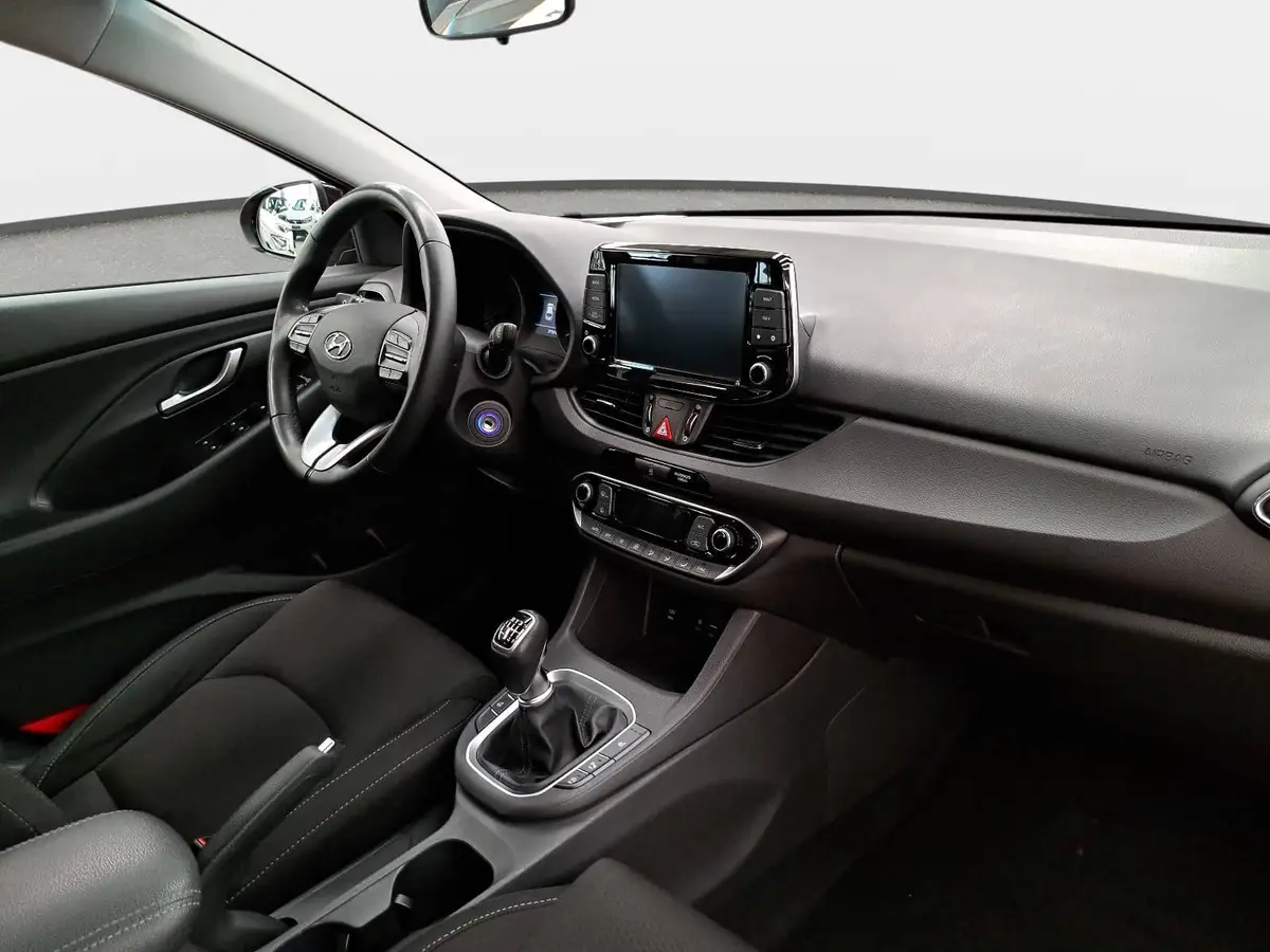 HYUNDAI I30 1.4 YES! GRA WINTER KAMERA
