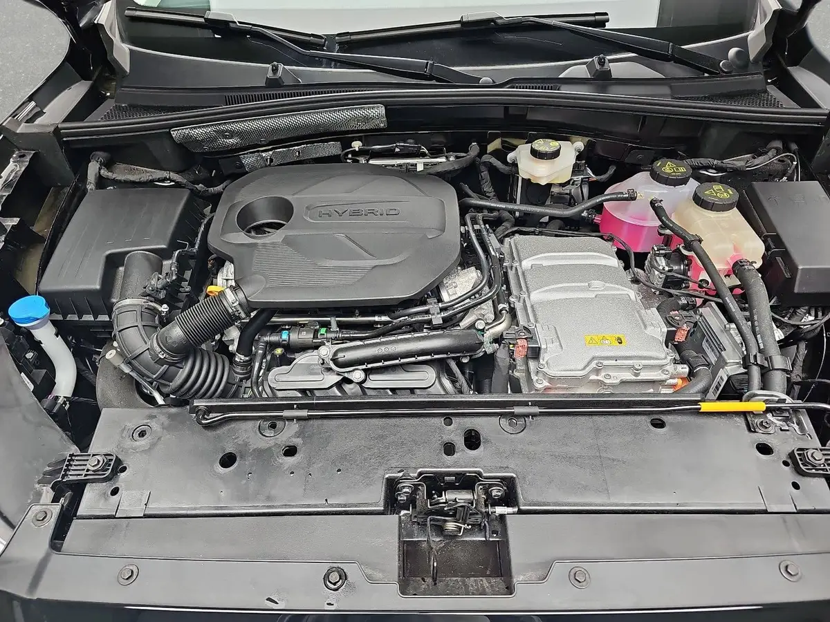 MG ZS 1.5 HYBRID+ MY25.5 LUXURY NAVI LM18 KEYLESS-ENTRY 360-GRAD-KAMERA