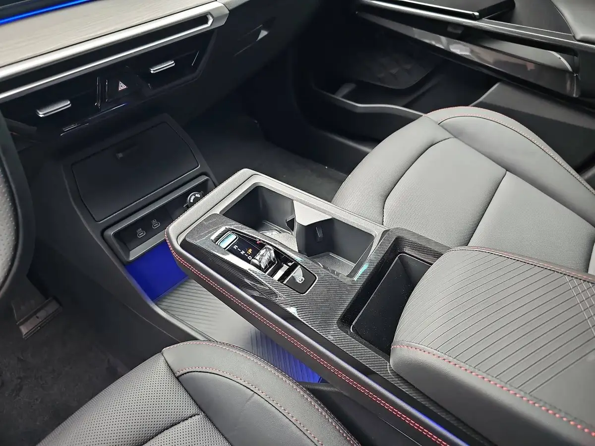 KGM ACTYON 1.5 T-GDI 2WD LUX AUTOMATIK