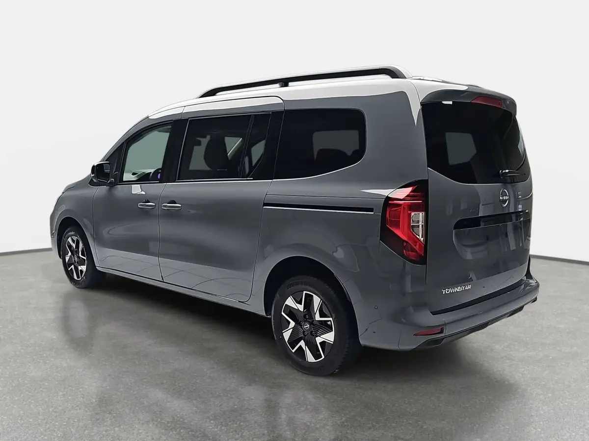 NISSAN TOWNSTAR KOMBI 1.3 DIG-T L2 2.3T AUTO. TEKNA 7-SITZER