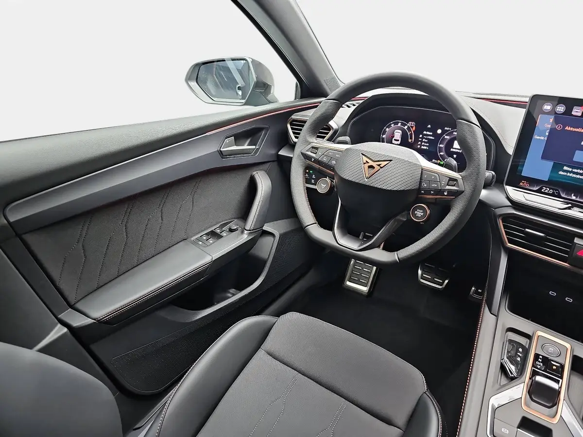 CUPRA LEON 1.5 ETSI DSG LED KLIMAUTO ACC DCC KLIMA DAB K