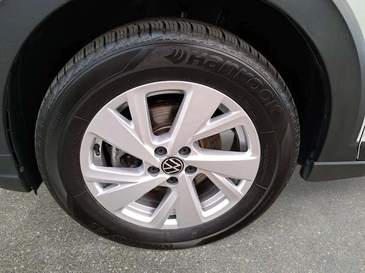 VW TAIGO 1.0 TSI DSG LIFE NAVI LED ACC SITZHEIZUNG PDC KAME