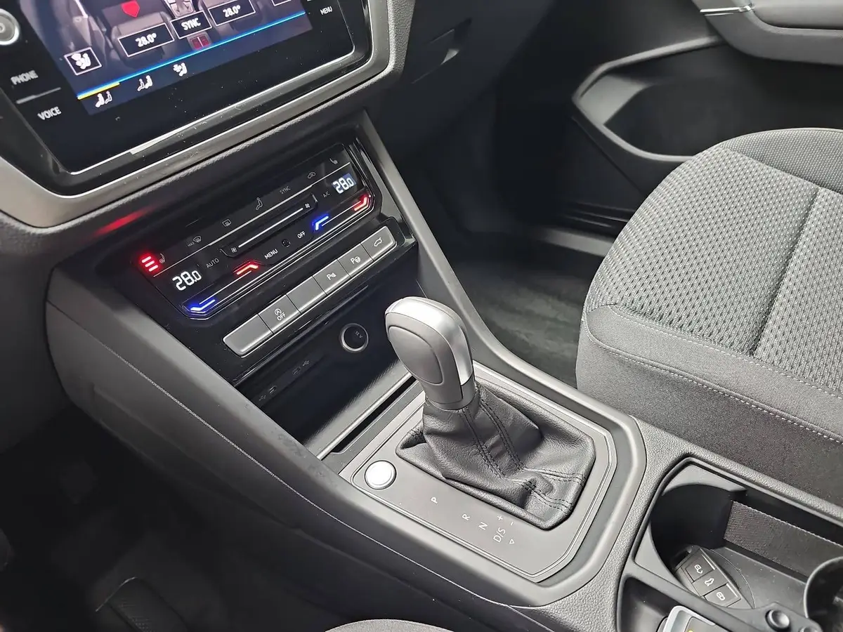 VW TOURAN 1.5 TSI DSG COMFORTLINE NAVI LED ACC SPUR WINTER 7