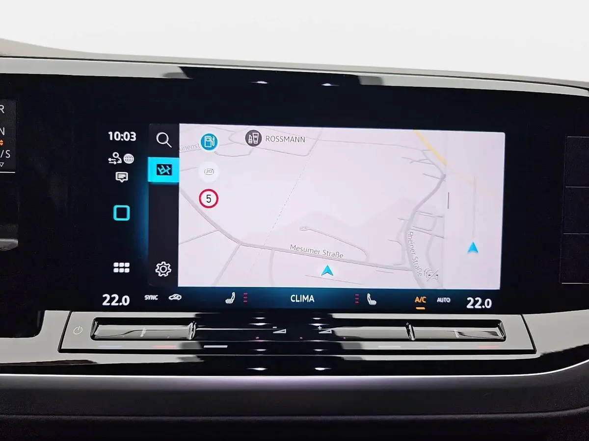 VW T7 MULTIVAN 2.0 TDI DSG LIFE LANG ACC AHK