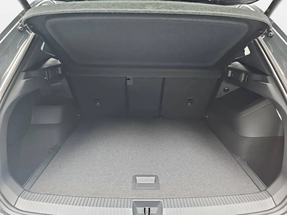 VW TIGUAN 2.0 TDI DSG R-LINE NAVI LED PANO