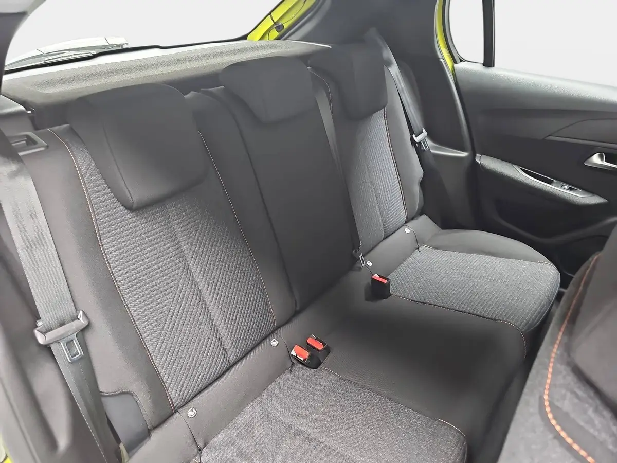 PEUGEOT 208 1.2 HYBRID 110 E-DSC6 STYLE LED GRA SHZ