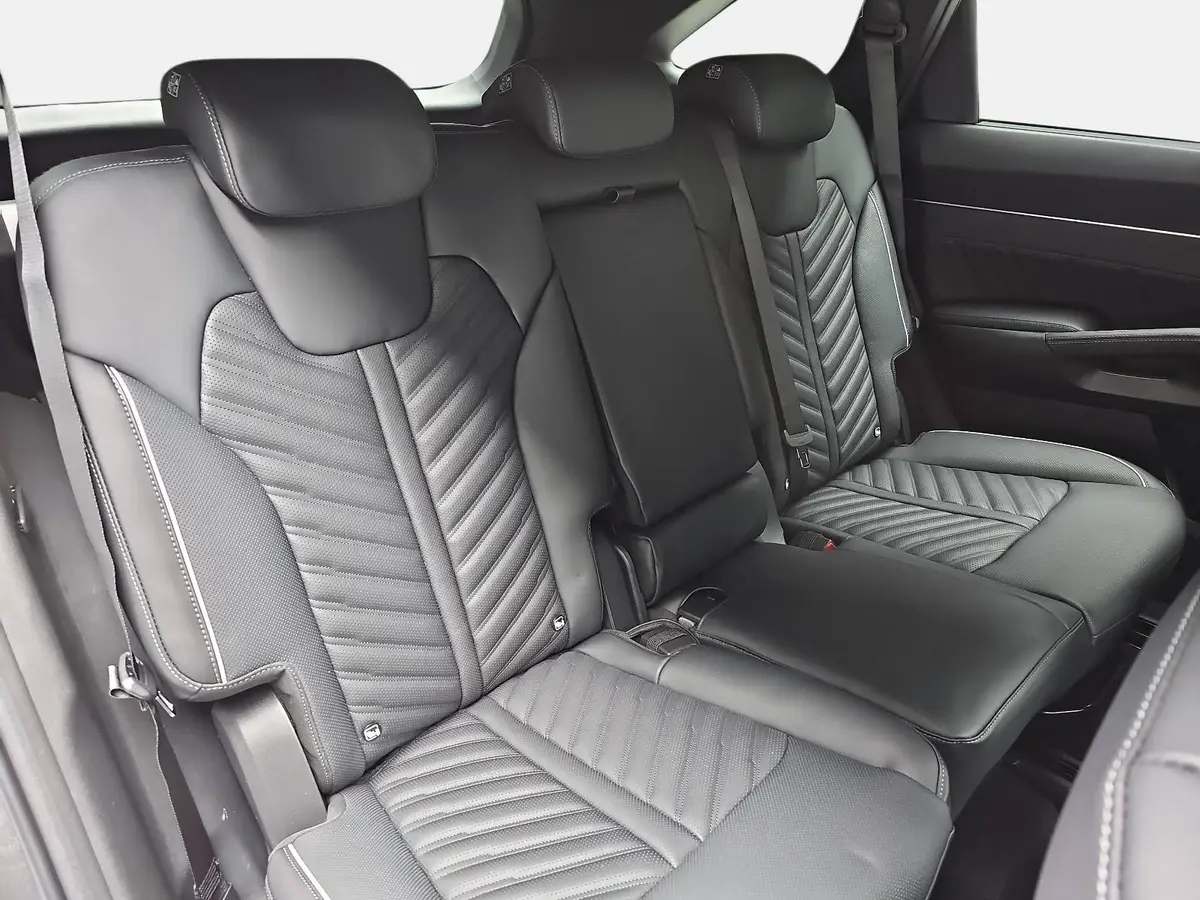 KIA SORENTO 1.6T PLUG-IN-HYBRID AWD AT6 PLATINUM LEDER NAPPA PREMIUM