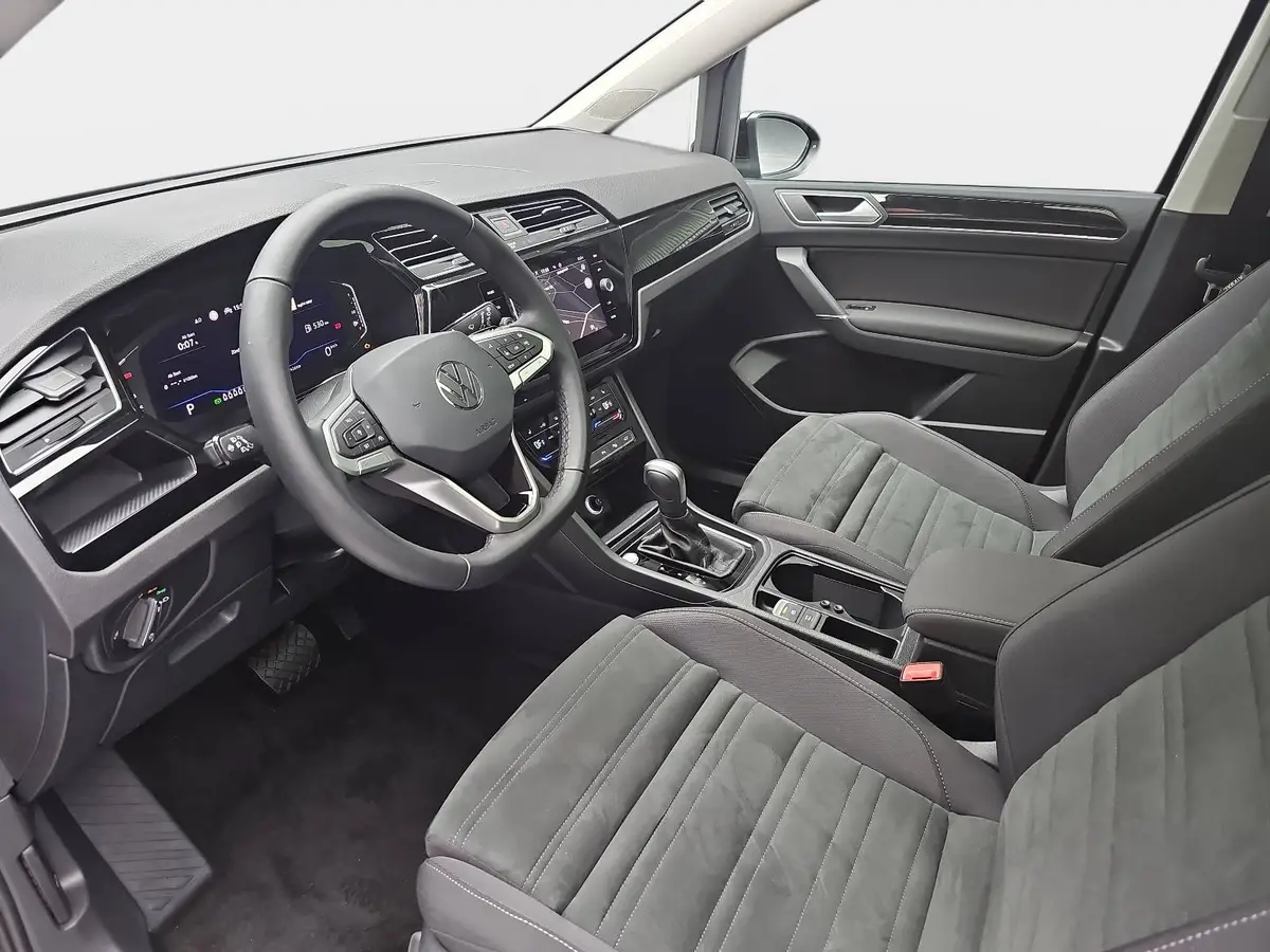 VW TOURAN 1.5 TSI DSG HIGHLINE R-LINE NAVI LED ACC PANO KAME