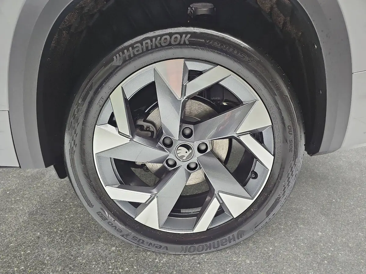 SKODA KODIAQ 1.5 TSI DSG SPORTLINE NAVI LED ACC WINTER KAMERA A