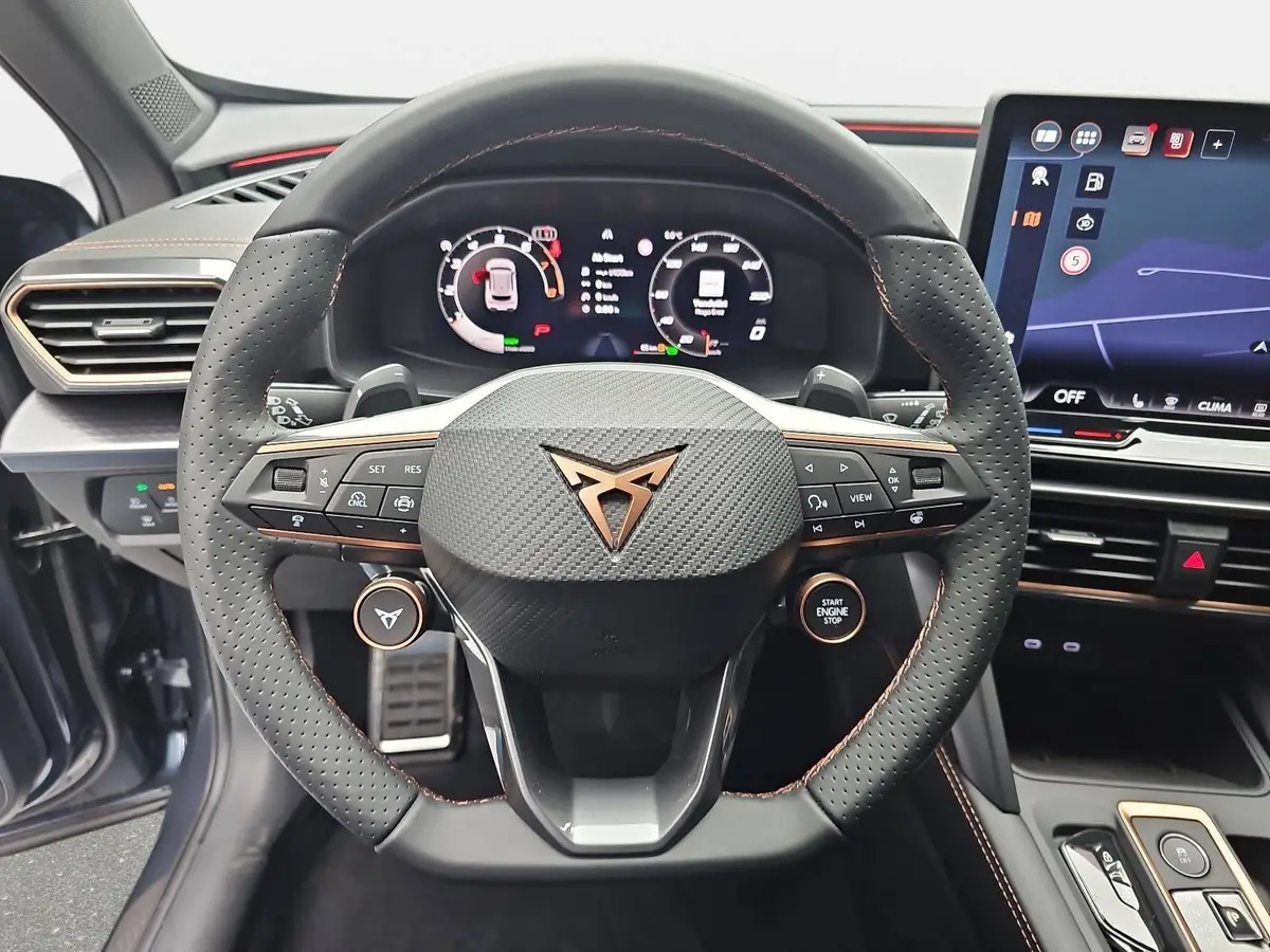 CUPRA FORMENTOR 1.5 ETSI DSG NAVI LED-HD ACC PANO WINTER KAMERA AH