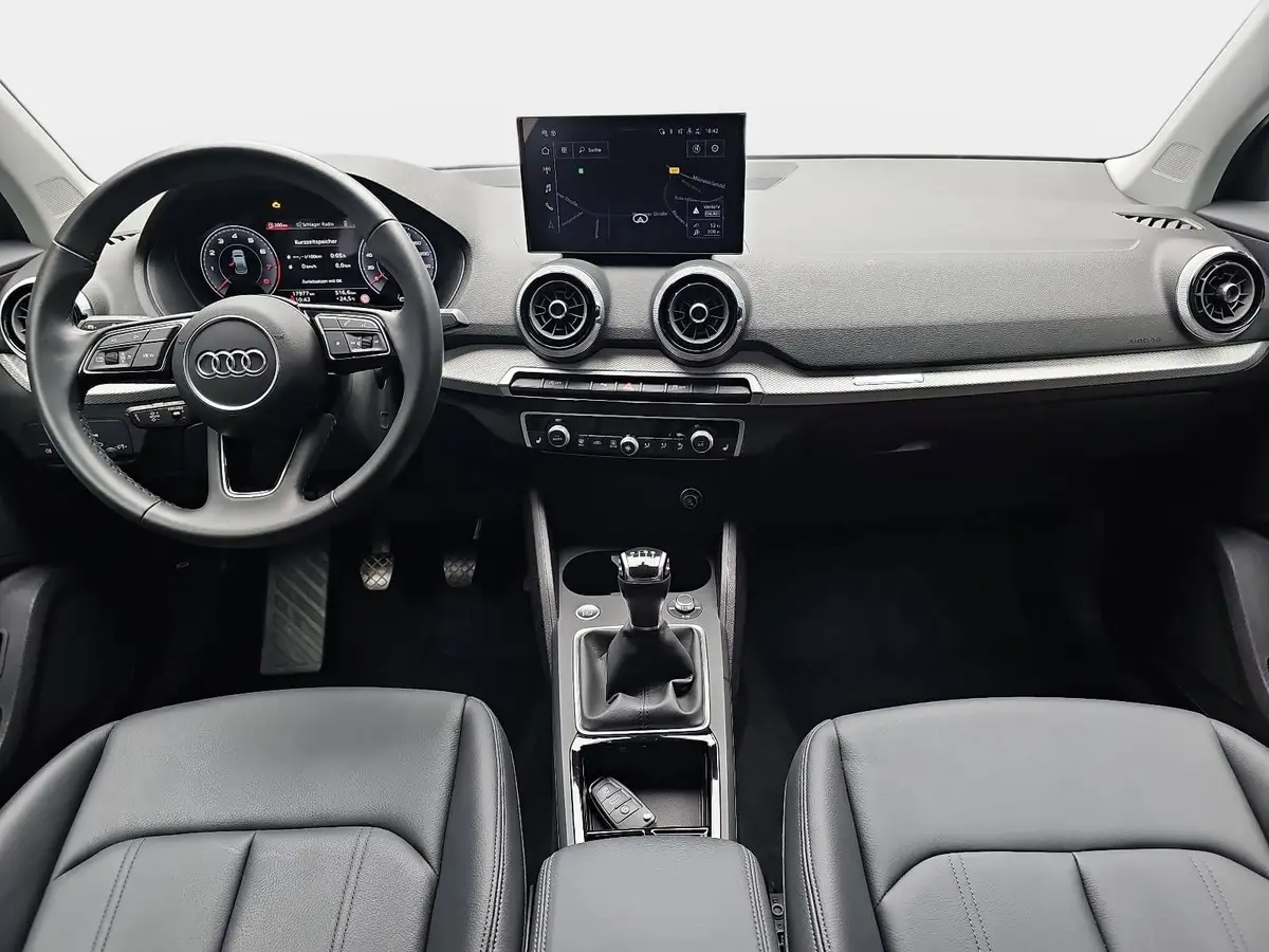 AUDI Q2 30 TFSI NAVI LED EL.HECKKLAPPE LM16