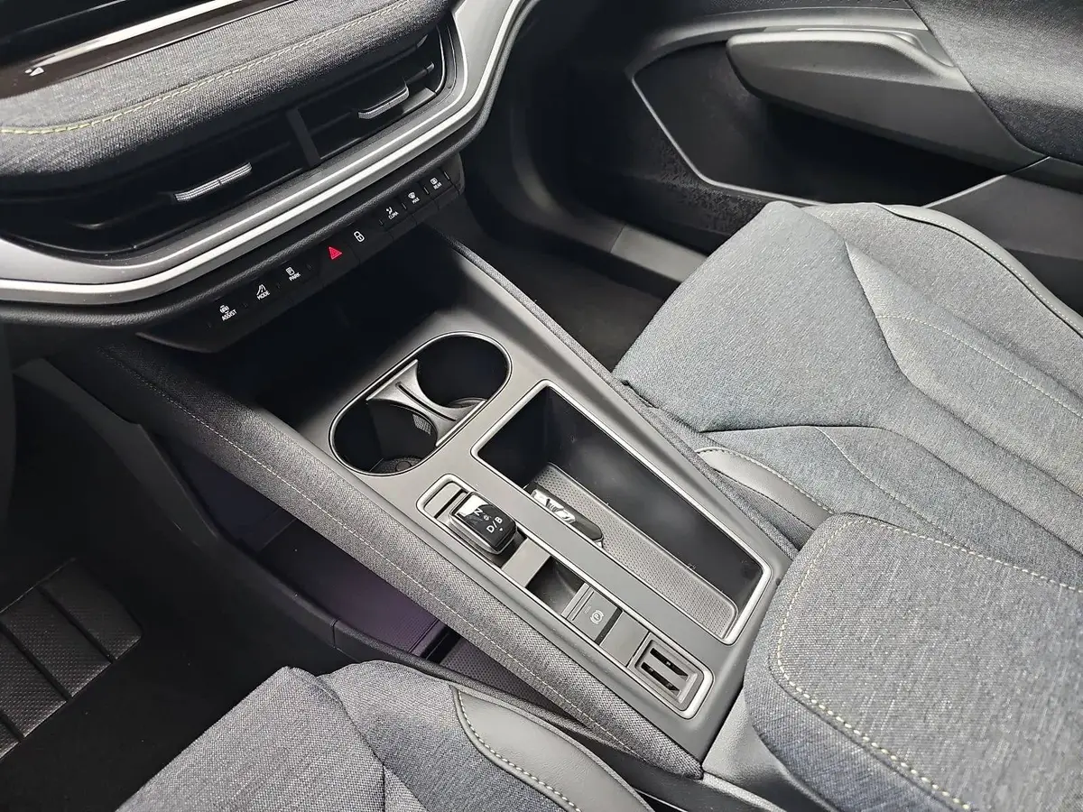 SKODA ELROQ 50 TOUR LOFT NAVI LED ACC CLEVERPAKET WINTER KAMER