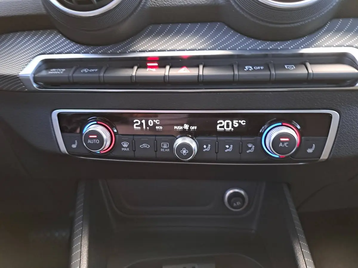 AUDI Q2 1.5 35 TFSI DSG SPORT LED PANO WINTER