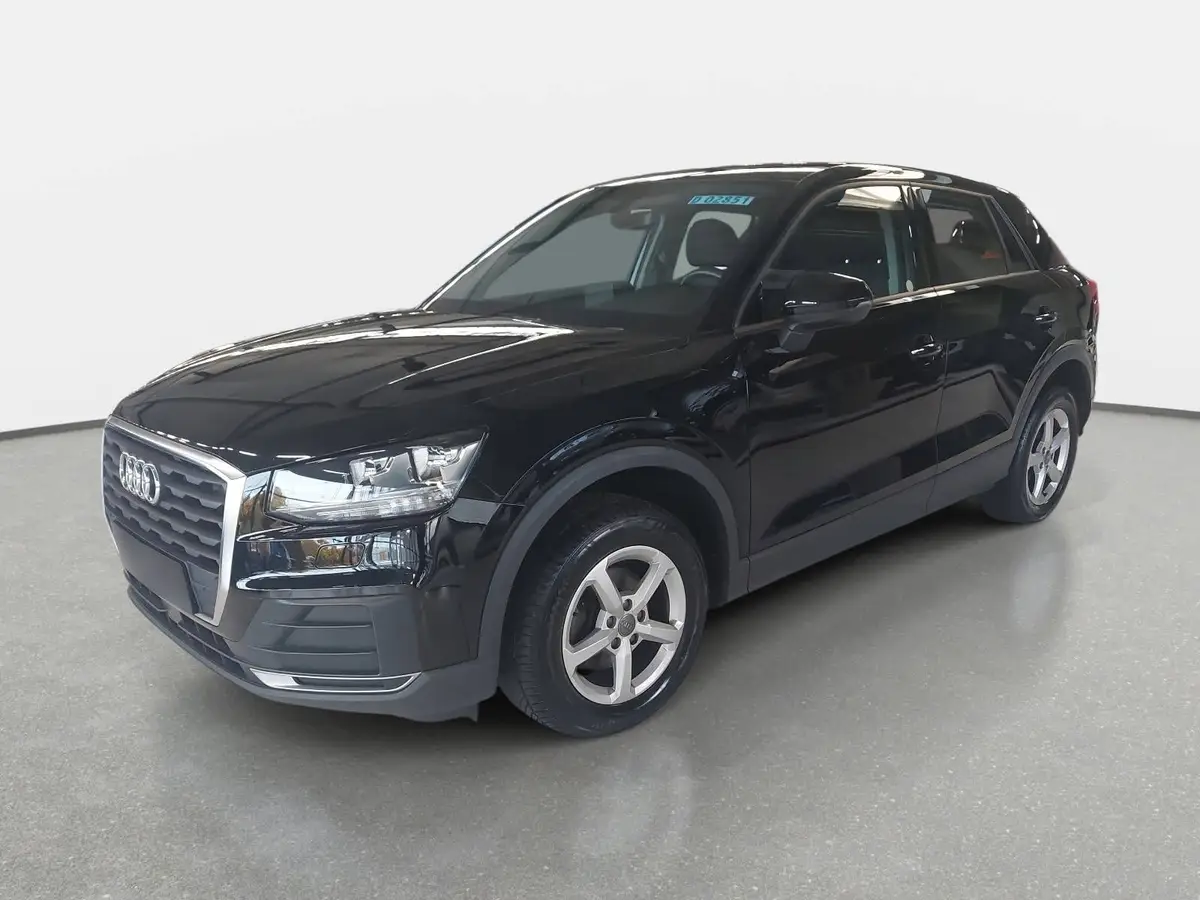 AUDI Q2 1.5 TFSI 35 GANZJAHRESREIFEN AHK