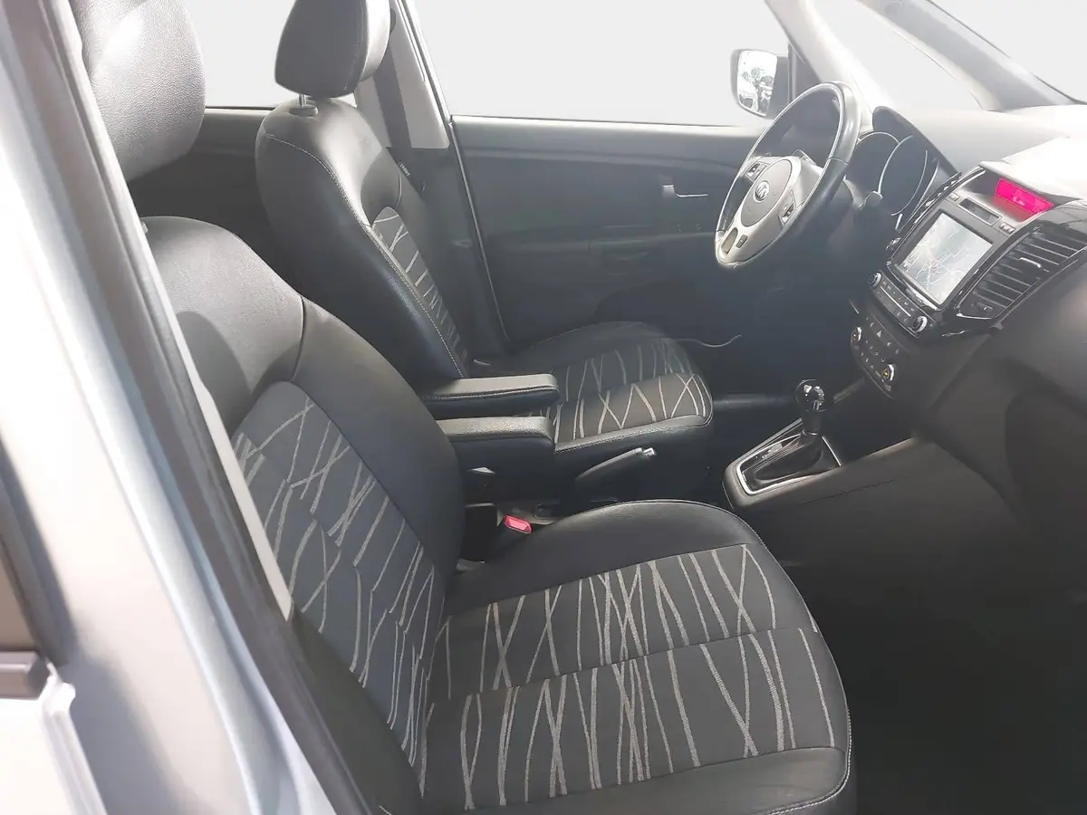 KIA VENGA 1.6 CVVT DREAM TEAM