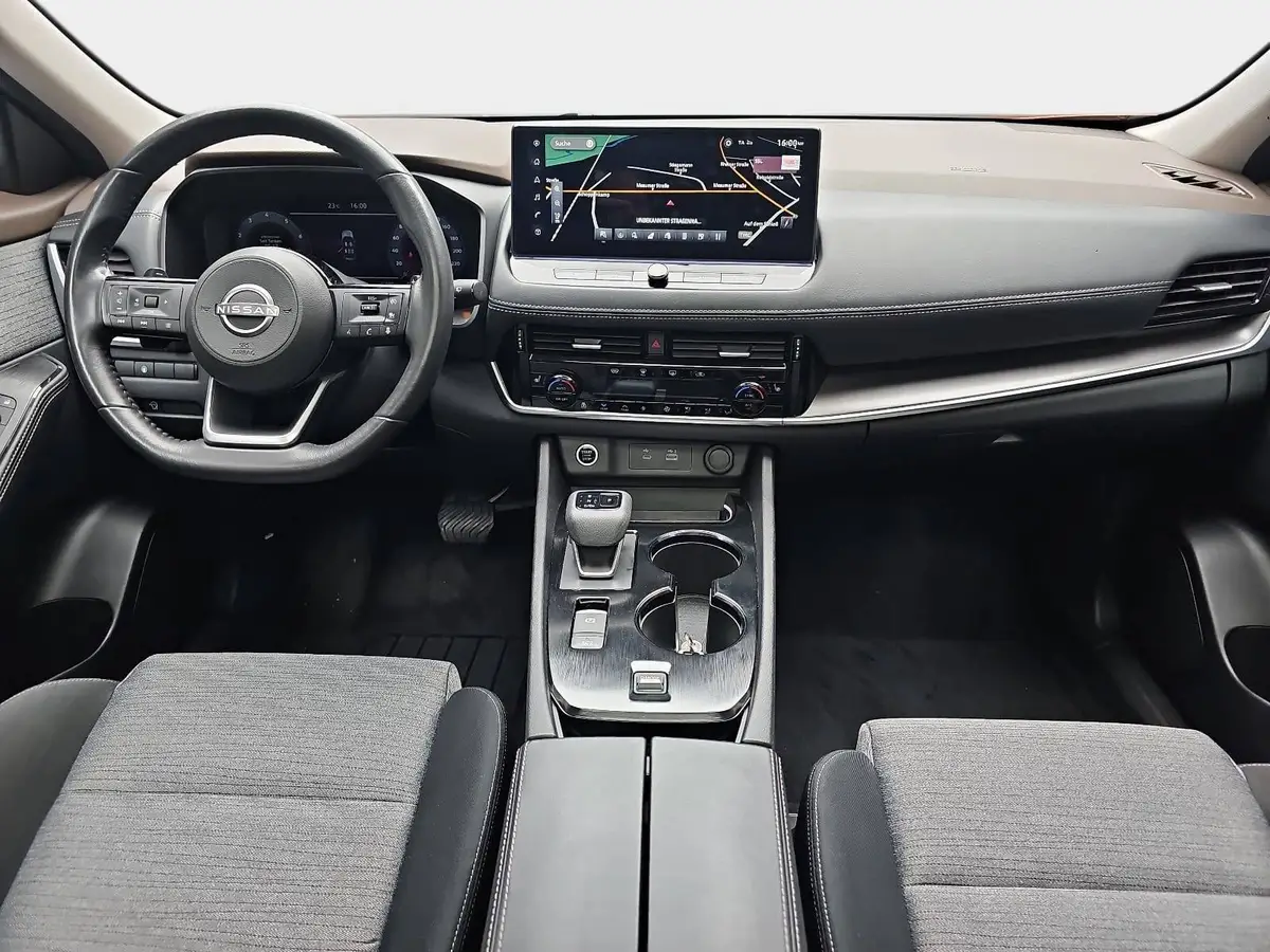 NISSAN X-TRAIL 1.5 VC-T N-CONNECTA PANO WINTER