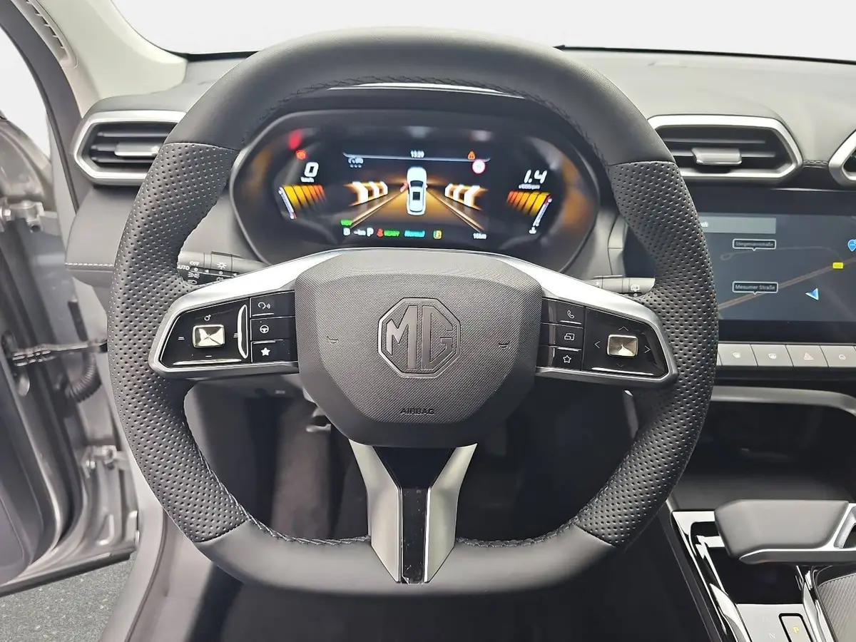 MG ZS 1.5 HYBRID+ MY25.5 LUXURY NAVI LM18 KEYLESS-ENTRY 360-GRAD-KAMERA