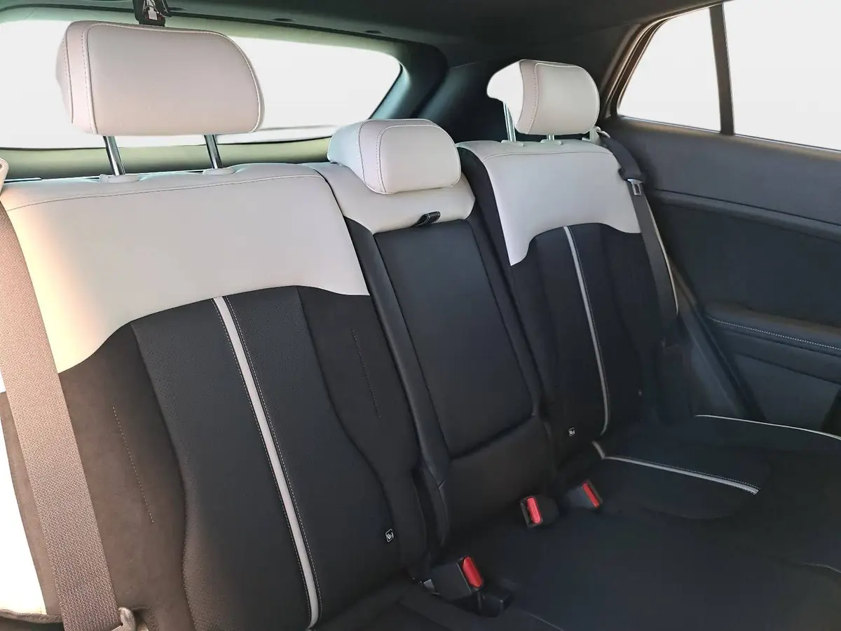 KIA SPORTAGE 1.6 T-GDI 150 2WD DCT GT-LINE MJ26 DRIVEWISE GLASDACH SOUND