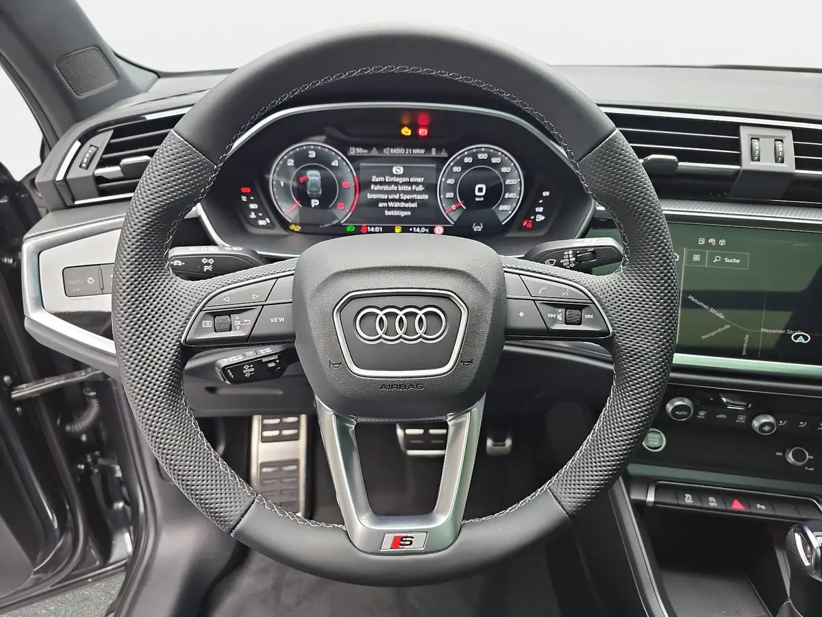 AUDI Q3 35 TDI S-TRONIC S LINE NAVI LED PANO ACC BLACK+ KA