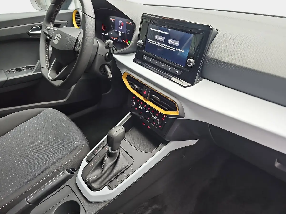 SEAT ARONA 1.0 TSI DSG STYLE LED KLIMAAUTO SMARTLINK PDC LM16