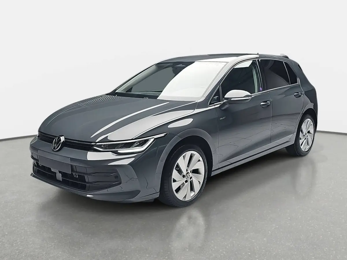 VW GOLF VIII 1.5 TSI LIFE LED ACC KAMERA AHK LM17
