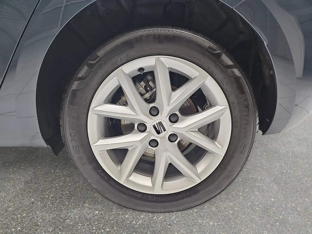 SEAT LEON 1.5 TSI STYLE NAVI LED KAMERA