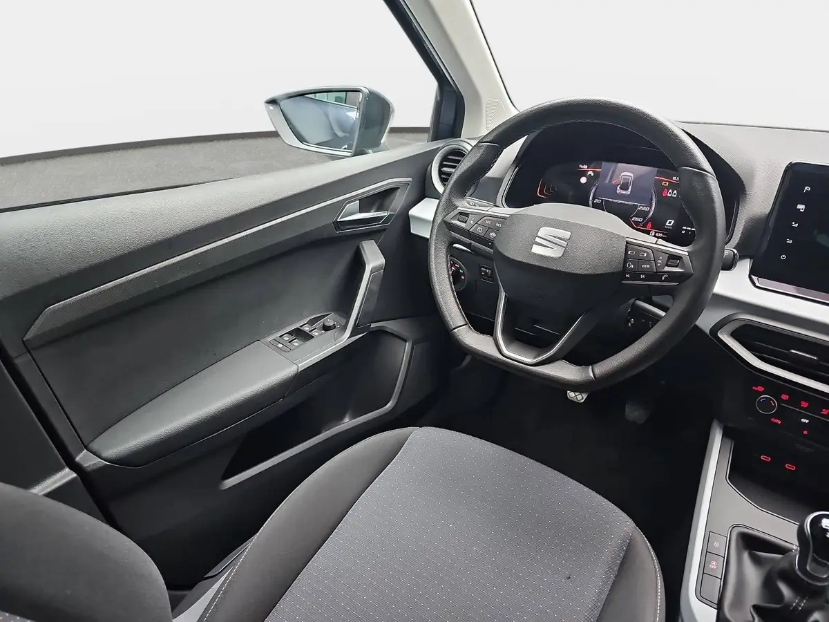 SEAT ARONA 1.0 TSI STYLE NAVI LED PDC LM16