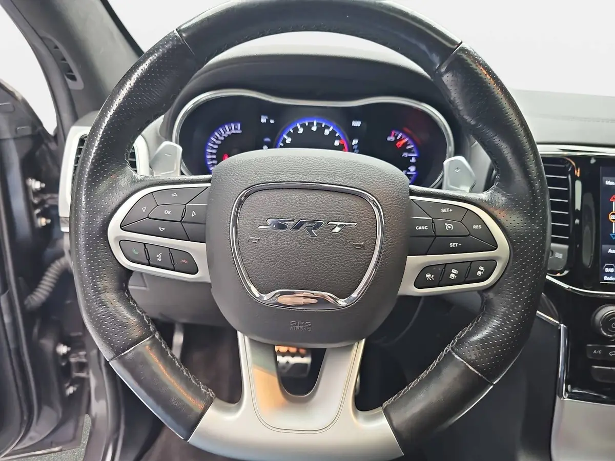 JEEP GRAND CHEROKEE 6.4 AUTO. SRT AWD NAVI SOUND WINTER PANO AHK LM20