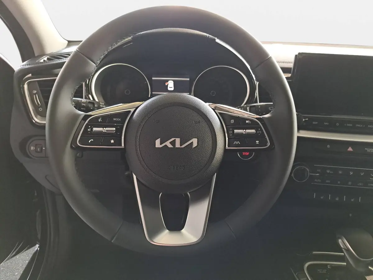KIA XCEED 1.6 T-GDI 150 DCT SPIRIT MJ26 XCLUSIVE