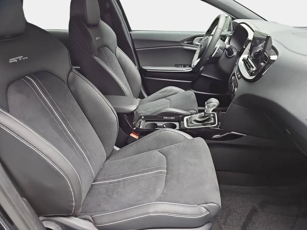 KIA XCEED 1.6 T-GDI 150 DCT GT-LINE MJ26 LEDER GLASDACH