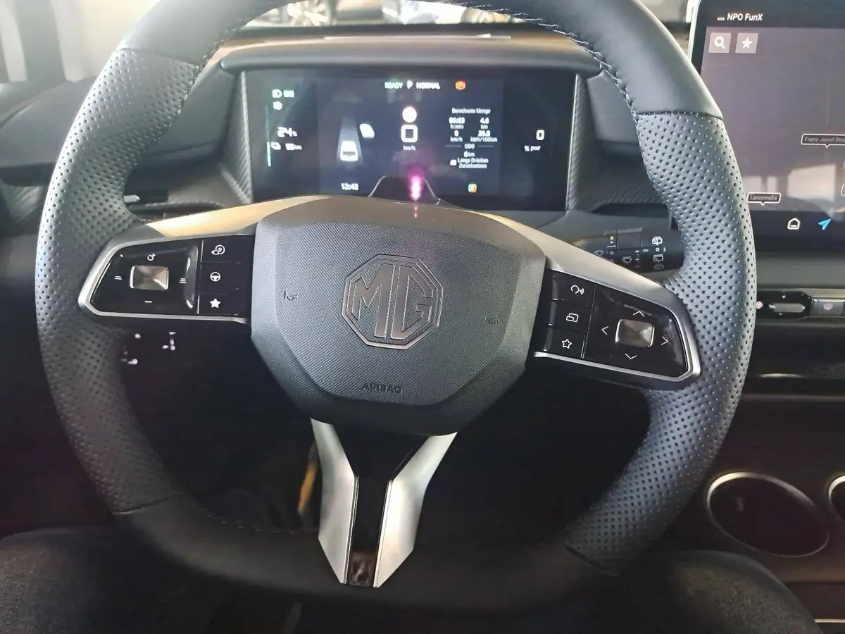 MG MG4 EV 64 KWH MY26 PREMIUM