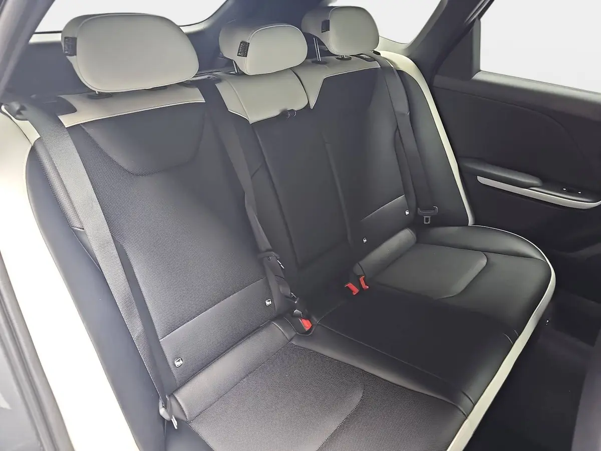 KIA K4 SW 1.6 T-GDI 180 PS DCT7 GT-LINE MJ26 DW-PARK-PRO SITZ SOUND DESIGN