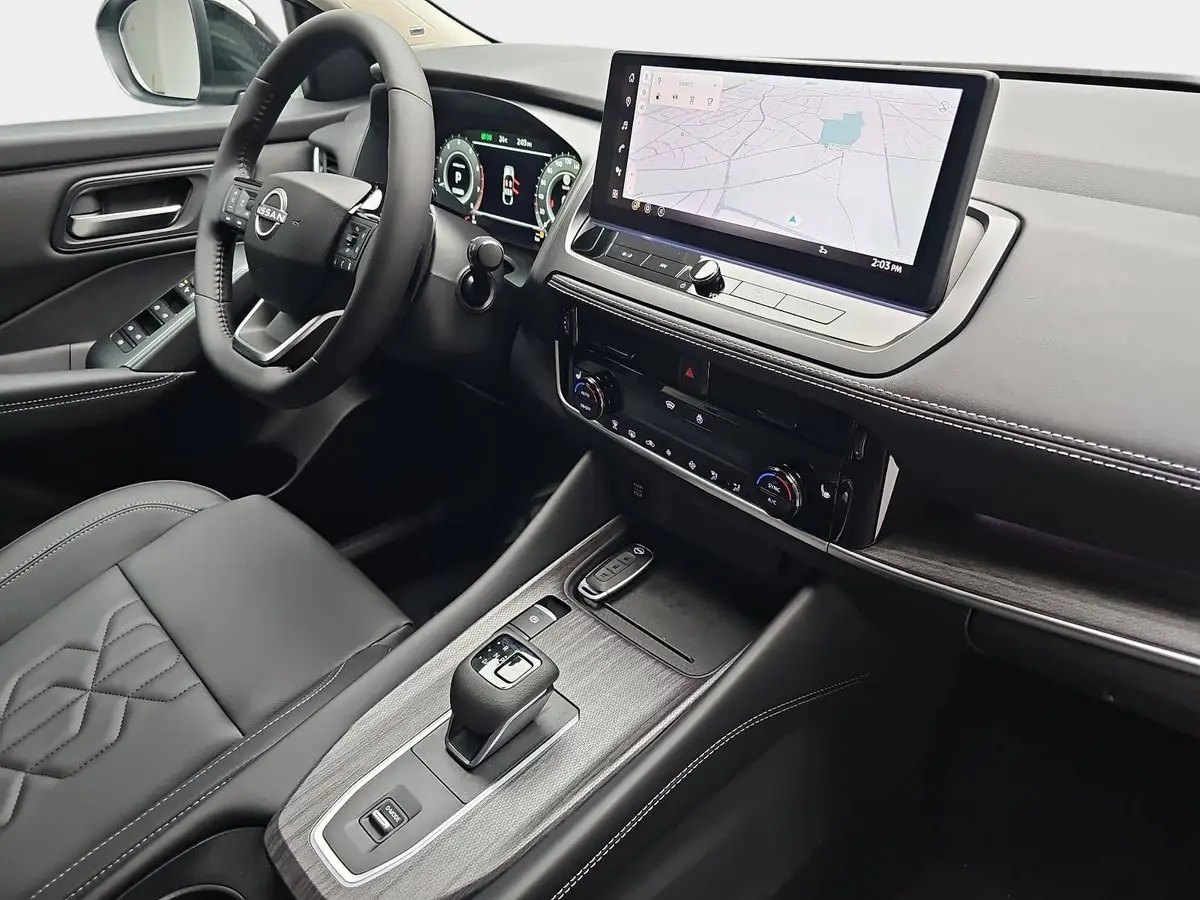 NISSAN QASHQAI 1.3 DIG-T MHEV AUTO. MJ27 TEKNA PANORAMA BOSE HEAD-UP-DISPLAY