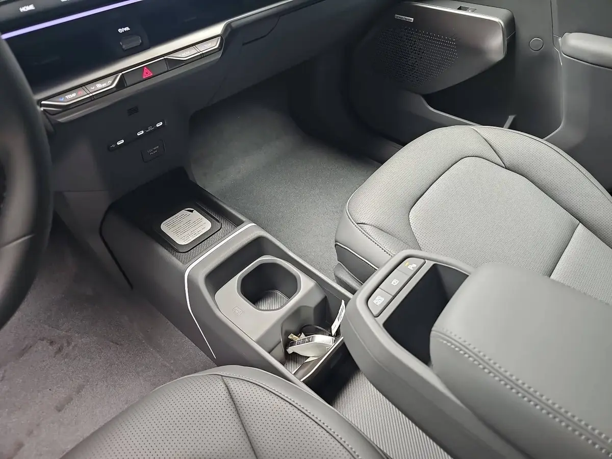 KIA EV2 61.0 KWH BLACK LINE MJ27 DRIVEWISE-PARK KOMFORT GLASDACH STYLE