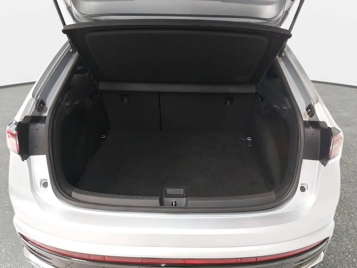 VW TAIGO 1.0 TSI DSG R-LINE NAVI MATRIX LM18