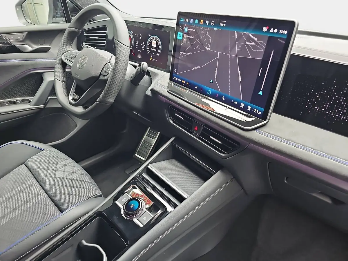 VW TIGUAN 2.0 TDI DSG R-LINE NAVI LED PANO
