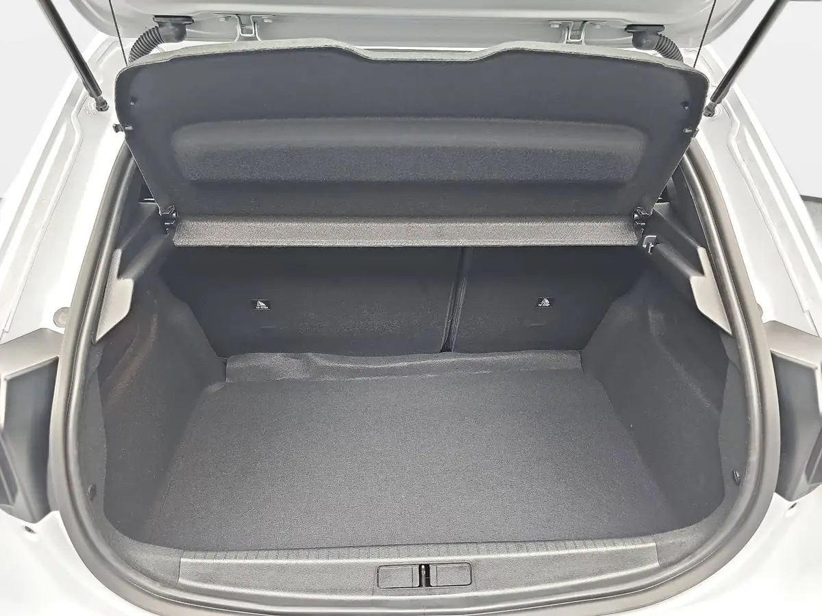 PEUGEOT 208 1.2 HYBRID 110 E-DSC6 STYLE LED GRA SHZ