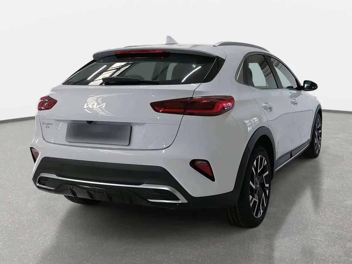 KIA XCEED 1.6 T-GDI 150 DCT SPIRIT MJ26 XCLUSIVE