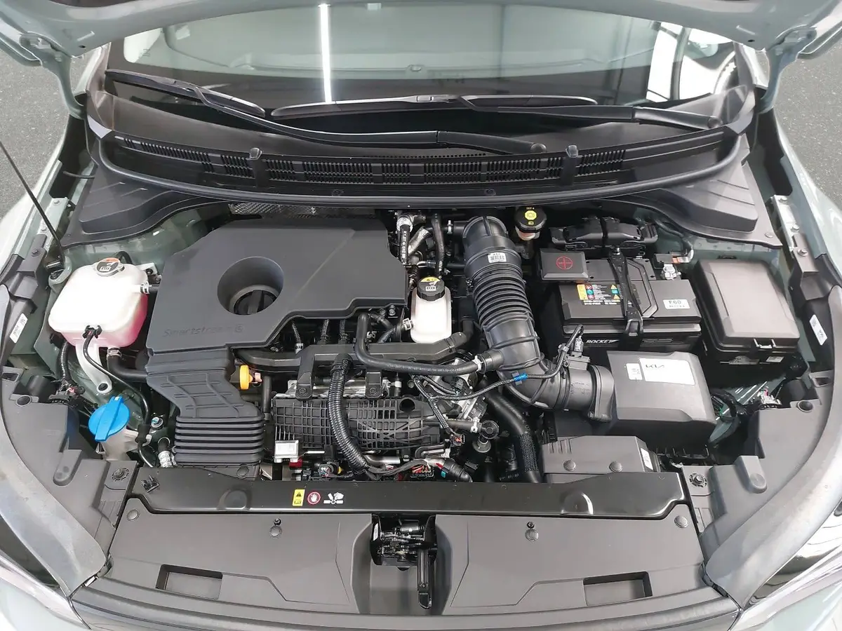 KIA STONIC 1.0 T-GDI 115 48V DCT SPIRIT MJ26 DRIVEWISE
