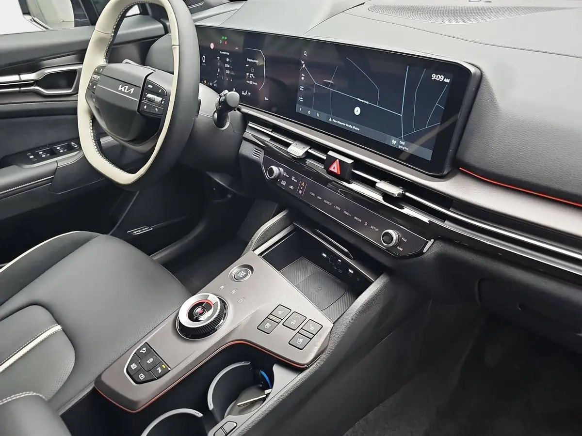 KIA SPORTAGE 1.6 T-GDI 150 2WD DCT GT-LINE MJ26 SCHW. DACH DRIVEWISE GLASDACH SOUND