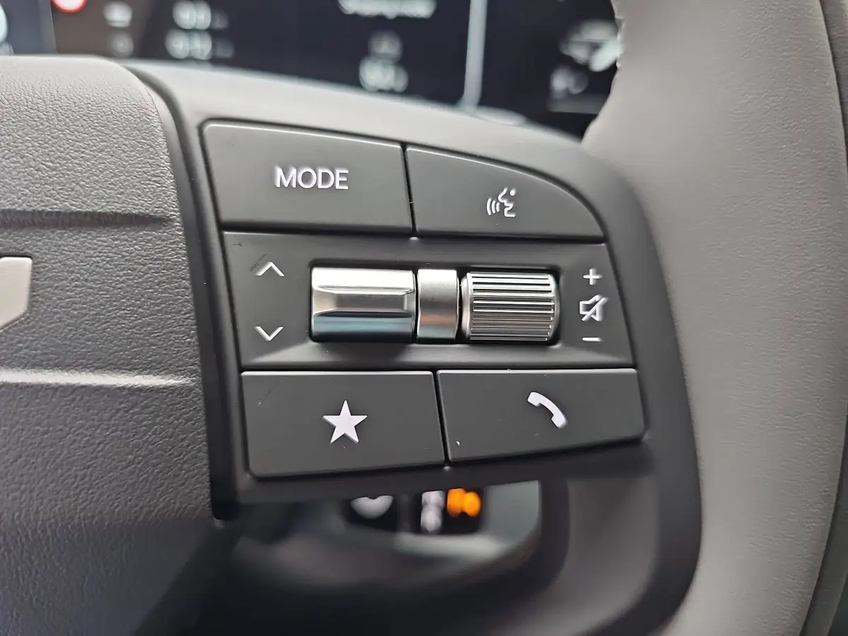 KIA EV3 81.4 KWH EARTH MJ27 WINTER-CONNECT BUSINESS UPGRADE DRIVEWISE-PARK