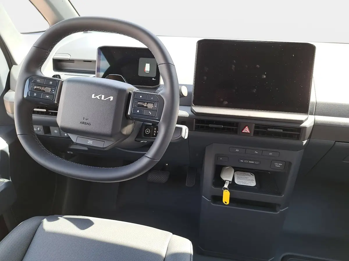 KIA PV5 PASSENGER 71.2 KWH ELITE MJ26 WÄRMEPUMPE ALLWETTERREIFEN